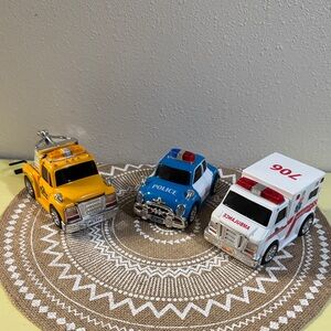 Kids wind up Emergency Vehicle Toy Set - ambulance, tow truck & police cruiser